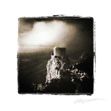 L’éveil des Cathares Fotografía titulada "L’éveil des Cathares" por Gilles Deschamps (OXPIRIT), Obra de arte original, Fotografía digital Montado…
