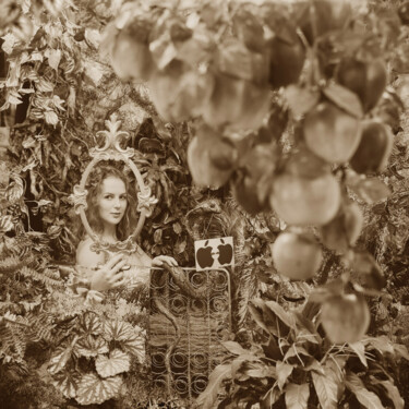 Фотография под названием "Eve" - Van O, Подлинное произведение искусства, Пленочная фотография
