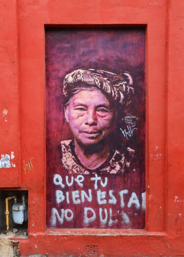Fotografia intitolato "Mujer roja" da Erik Mouillé (Ekmo), Opera d'arte originale, Fotografia non manipolata