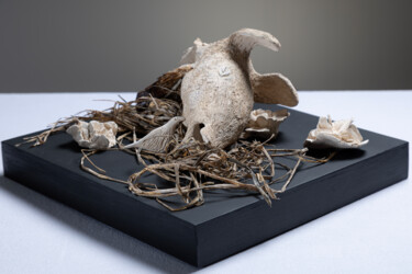 Sculpture titled "Ossuaire" by Véronique Attia, Original Artwork, Terra cotta