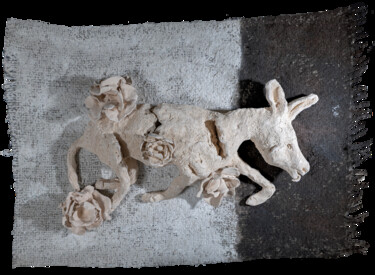 Sculpture titled "Sommeil éternel" by Véronique Attia, Original Artwork, Terra cotta
