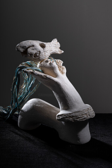 Sculpture titled "Amphitrite" by Véronique Attia, Original Artwork, Terra cotta
