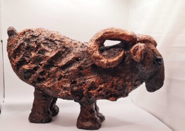 Скульптура под названием "Lamb" - Tatiana Efremova, Подлинное произведение искусства, Керамика
