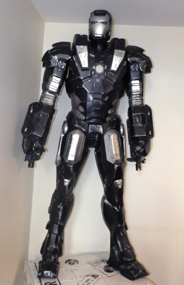 Rzeźba zatytułowany „WARMACHINE” autorstwa James Iron, Oryginalna praca, Żywica