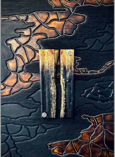 Escultura intitulada "THE RIFT (GOLD 24K)" por Unai Arozena, Obras de arte originais, Madeira