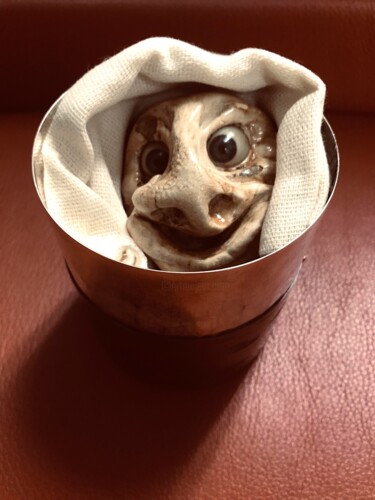 A Unique, Aesculapian Model Of Chronic ... Laughter .... 雕塑 标题为“A Unique, Aesculapi…” 由Wilf Tilley, 原创艺术品, 粘土