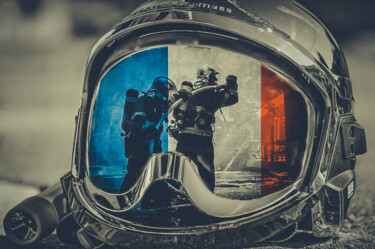 Sapeurs Pompiers de France Fotografie getiteld "Sapeurs Pompiers de…" door Frederic Bos, Origineel Kunstwerk, Gemanipuleerde fotografie