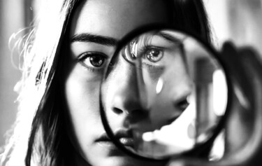 Digital Arts titled "Mono Look" by Vanda Lehel (V A N D E E), Original Artwork, AI generated image