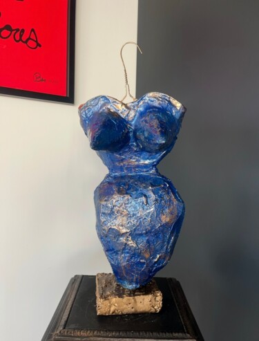 "La robe bleue" başlıklı Heykel Elisabeth D'Equainville tarafından, Orijinal sanat, Alçı