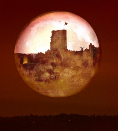 LE CHATEAU DANS LA LUNE (Prix du Jury 2024, Galerie Minus) Photography titled "LE CHATEAU DANS LA…" by Bruno Raymond-Damasio, Original Artwork, Photo Montage