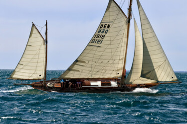 RUNA IV DEN 1918, Semaine du Golfe Fotografia intitolato "RUNA IV DEN 1918,…" da Pierre-Yves Rospabé, Opera d'arte originale, Fotografia non manipolata