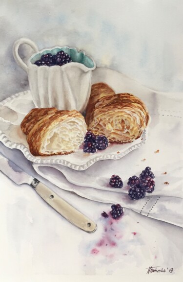 Breakfast with croissants