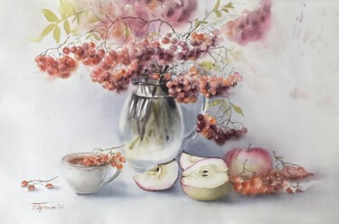 tea with apples and rowan