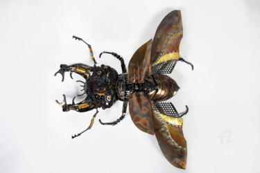 Lucanus Cervus 雕塑 标题为“Lucanus Cervus” 由Simon Saronni, 原创艺术品, 金属