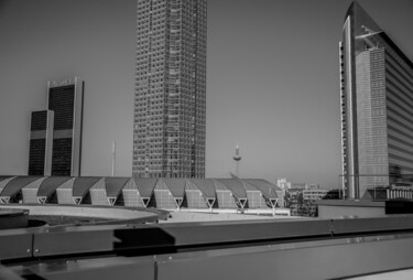 Frankfurt Grid – Geometry in the Westend I Photography titled "Frankfurt Grid – Ge…" by Ron Kramer, Original Artwork, Digital Photography