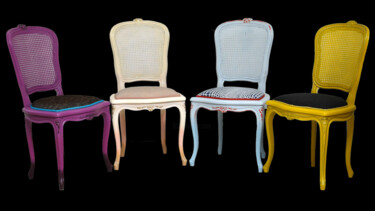 设计 标题为“Chaises multi color…” 由Sarah Jettain (Eil Chans), 原创艺术品, 家具