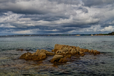 Carantec, baie de Morlaix depuis la cale de la grève blanche Фотография под названием "Carantec, baie de M…" - Thierry Martin, Подлинное произведение искусства, Цифровая фотография