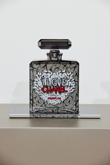 Sculpture titled "Dubble Love" by Fred Meurice, Original Artwork, Resin