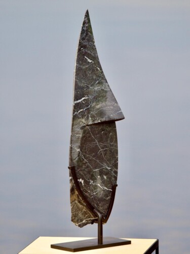 Sculptuur getiteld "Marbre gris veiné b…" door Franck Collin, Origineel Kunstwerk, Steen