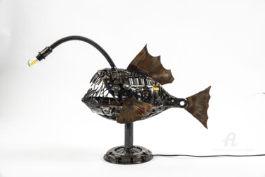 Lantern Fish 雕塑 标题为“Lantern Fish” 由Simon Saronni, 原创艺术品, 金属