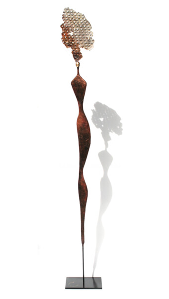Divinité coiffée, sculpture filiforme round Sculpture titled "Divinité coiffée, s…" by Vanessa Renoux, Original Artwork, Metals