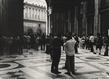 Naples / Napoli - Galleria Umberto 1 Fotografie getiteld "Naples / Napoli - G…" door Loeber-Bottero, Origineel Kunstwerk, Film fotografie