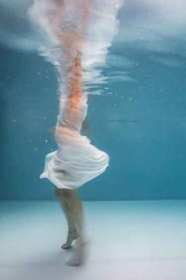 Fotografia intitolato "mirror - tornado" da Robin Cerutti, Opera d'arte originale, Fotografia digitale Montato su Alluminio