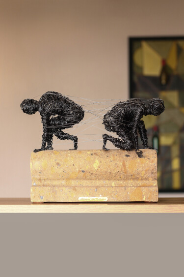 Contrast Sculptuur getiteld "Contrast" door Karen Axikyan, Origineel Kunstwerk, Metalen