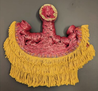 Textielkunst getiteld "The Proud Mother" door Richard Harding, Origineel Kunstwerk, Textielvezel