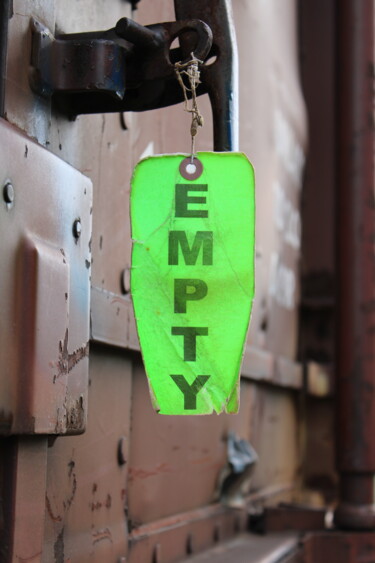 Photography titled "Empty" by Vinet-Larente, Original Artwork, Digital Photography