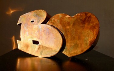 Scultura intitolato "Be Love" da Tweak Art, Opera d'arte originale, Metalli