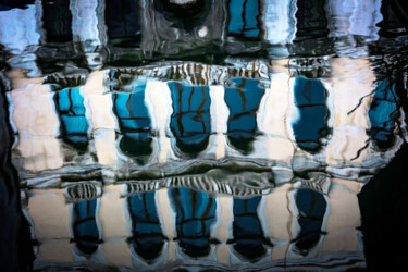 Fotografie getiteld ""Whispers on the Wa…" door Kpimages, Origineel Kunstwerk, Digitale fotografie