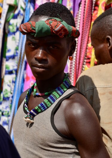 Fotografia intitulada "Ethiopie - guerrier" por Christian Ebel, Obras de arte originais, Fotografia digital