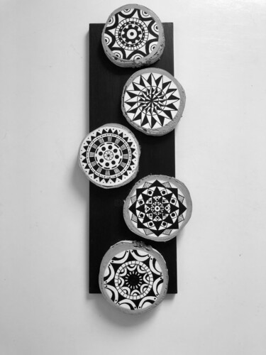 雕塑 标题为“Mandala Echoes – Ha…” 由Iryna Movchan, 原创艺术品, 丙烯