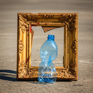 AESTHETICS OF EMPTINESS: SYSTEM AND WASTE 제목이 "AESTHETICS OF EMPTI…"인 디지털 아트 Umur Hozatli로, 원작, 디지털 콜라주