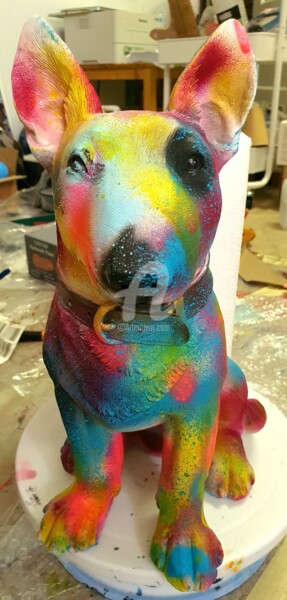 雕塑 标题为“Luxuriöser Bulldogg…” 由Karibou Artist, 原创艺术品, 气雾剂