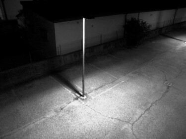 Fotografia intitolato "Empty place" da Irvin Grassi, Opera d'arte originale, Fotografia digitale Montato su Altro pannello r…