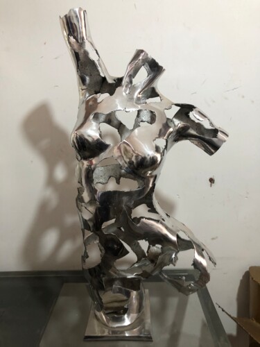 Ascendant Form: Polished Aluminum Torso 雕塑 标题为“Ascendant Form: Pol…” 由Youssef Ezzamani, 原创艺术品, 铝
