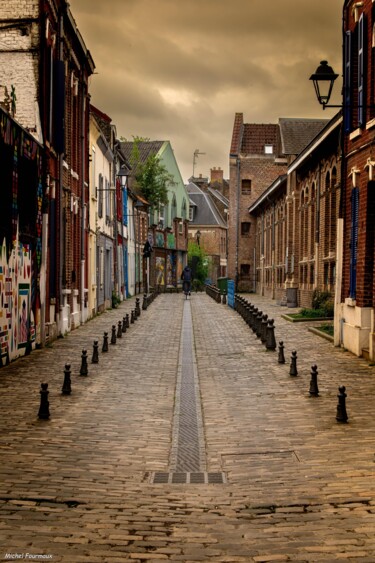 Fotografie mit dem Titel "Quartier St Leu ; A…" von Michel Fourmaux, Original-Kunstwerk, Digitale Fotografie