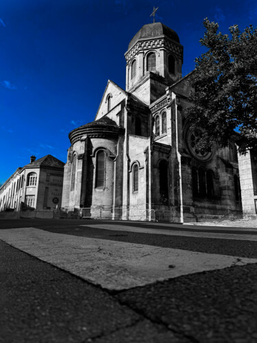 摄影 标题为“Eglise Sainte Eugén…” 由Ambre Art, 原创艺术品, 操纵摄影