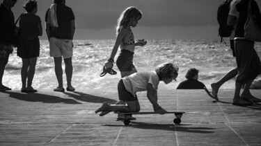 Photographie intitulée "La relève" par Laura Bresson, Œuvre d'art originale, Photographie numérique