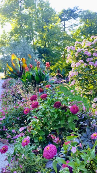 Photographie intitulée "Symphonie florale" par Emma Laflute, Œuvre d'art originale, Photographie numérique