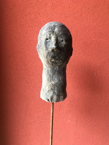 Skulptur mit dem Titel "Memoria verticale" von Armando D'Andrea, Original-Kunstwerk, Ton