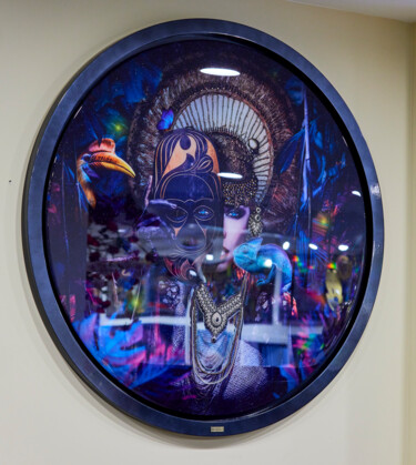 Schilderij getiteld "Girl behind the mask" door Roy Van Der Laars, Origineel Kunstwerk, Hout