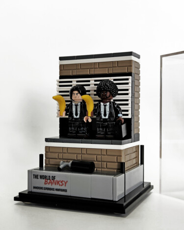 Skulptur mit dem Titel "BANKSY " pulp ficti…" von Lyssandre Saint York, Original-Kunstwerk, Kunststoff