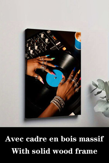 印花与版画 标题为“Retro Vinyl DJ Turn…” 由江华 梁, 原创艺术品, 喷墨 安装在木质担架架上