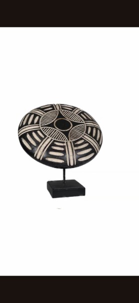 Sculpture titled "Bouclier zoulou 01…" by Luce Arte Gallery, Original Artwork, Wood