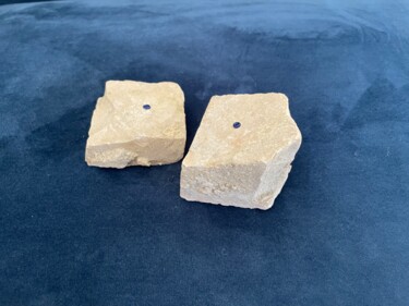 Escultura titulada "Serie #lisboameuamo…" por Elia Bárez, Obra de arte original, Piedra