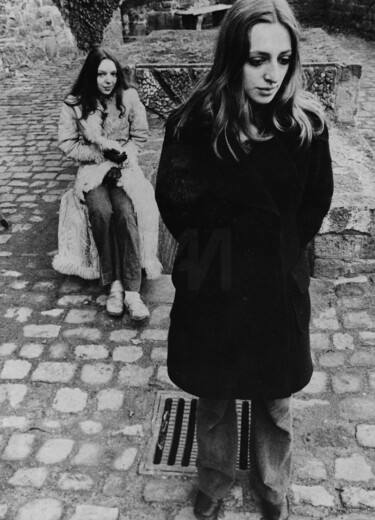 Photographie intitulée "TWO-LADIES-1" par Philip Payne, Œuvre d'art originale, Photographie non manipulée