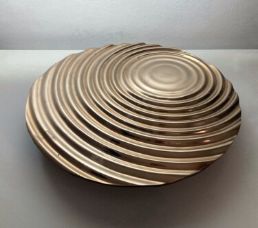 Скульптура под названием "First Mirror IV" - Ardelean Codrut-Mihai, Подлинное произведение искусства, Бронза